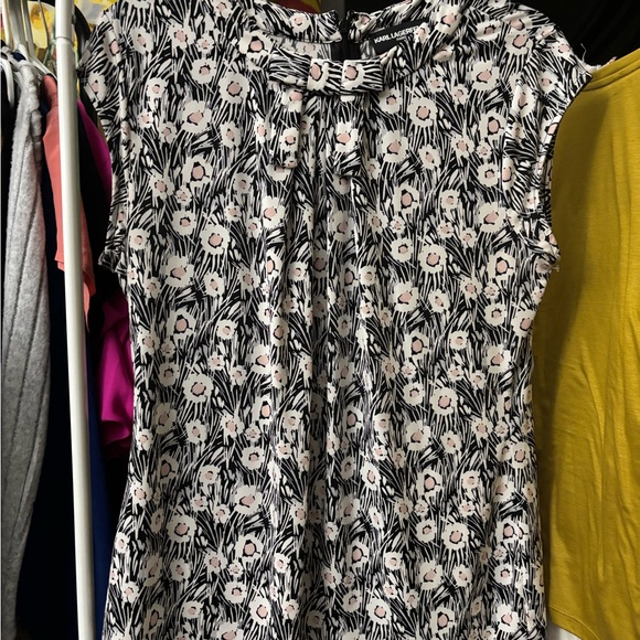 Karl Lagerfeld Tops - Karl Lagerfeld Black and White Floral Blouse